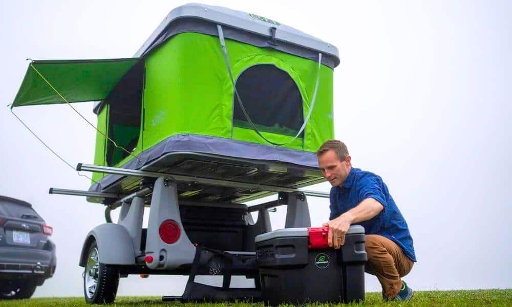 What Is the Advantage of a Hard-Shell Rooftop Tent?