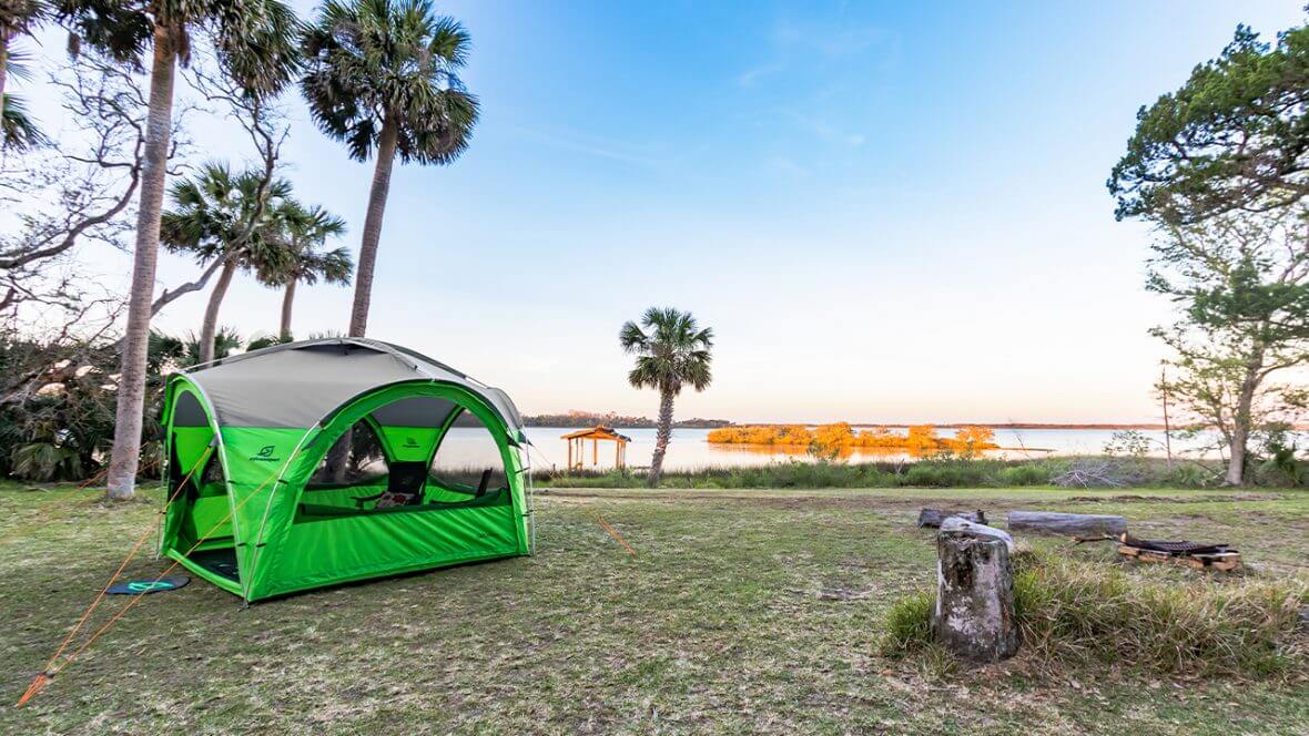 GOzeebo Screen Room by a lake